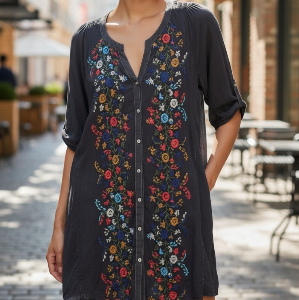 BEACHLUNCHLOUNGE & TINY - image 6